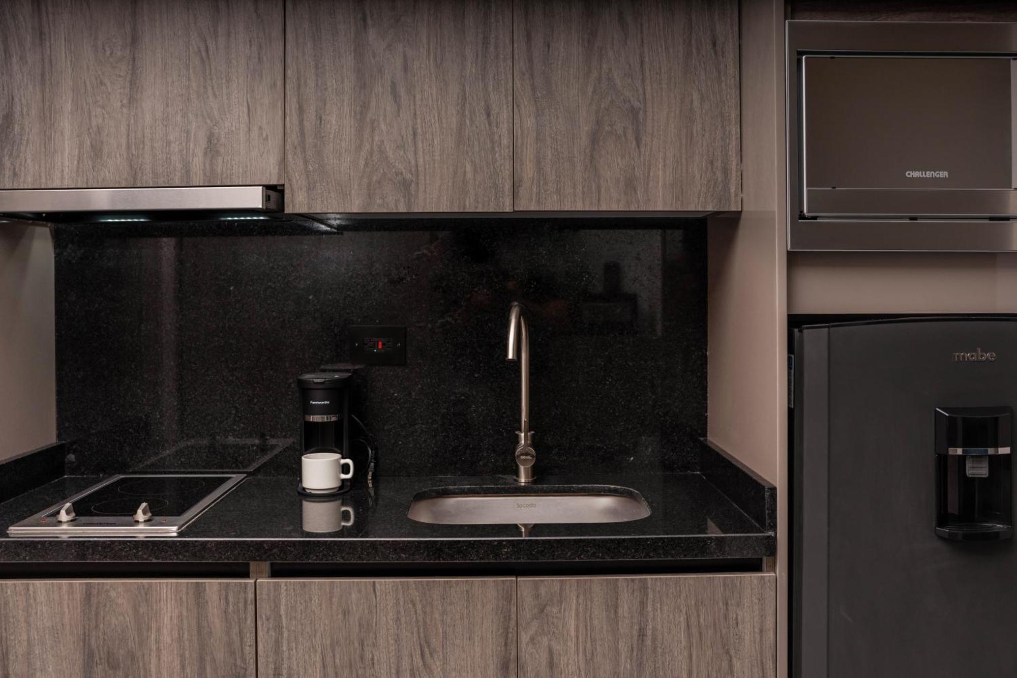 Amari Living Suites Баранкила Екстериор снимка
