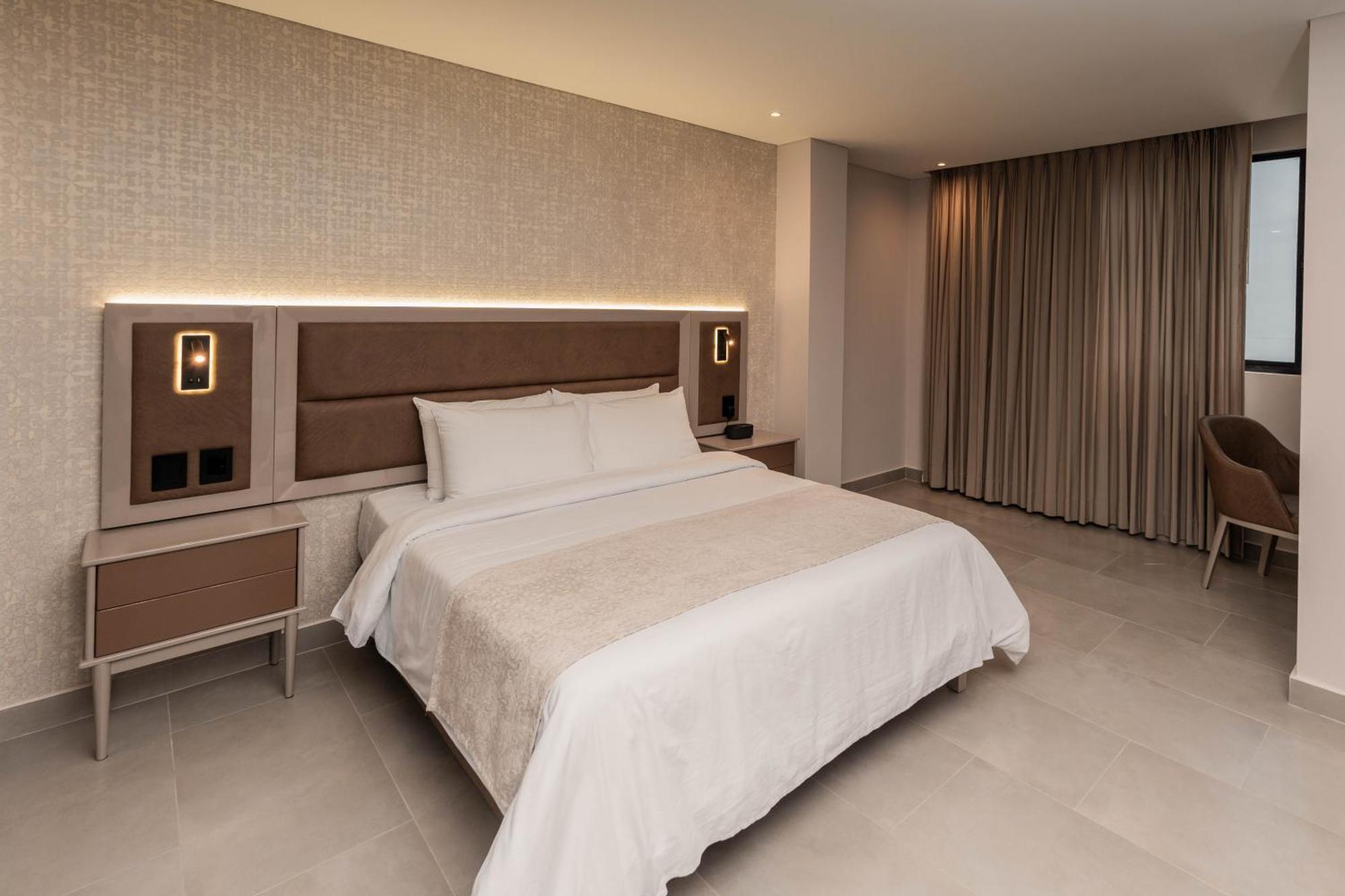 Amari Living Suites Баранкила Екстериор снимка